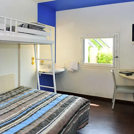 Premiere Classe Gatines Hotel Plaisir