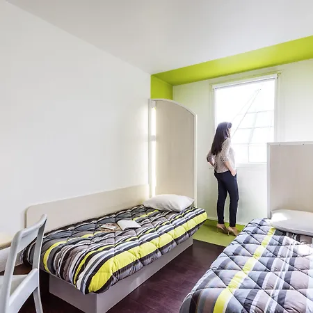 Première Classe Gatines Plaisir