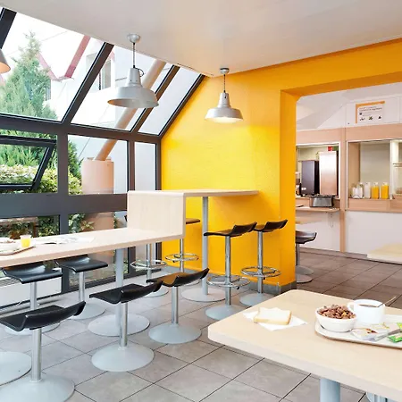 Hotel Première Classe Gatines