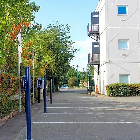 Premiere Classe Gatines Hotell