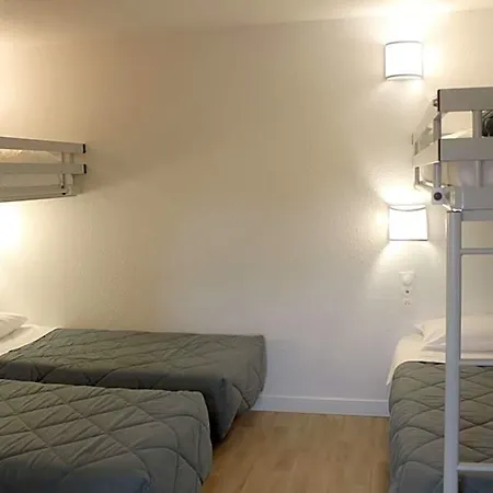 Hotell Premiere Classe Gatines 2*