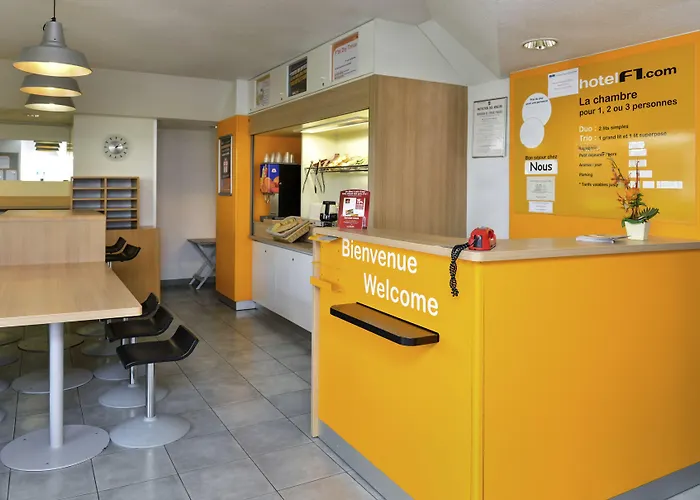 Première Classe Gatines Hotel 2*